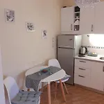Elen - Adults Only Orikum